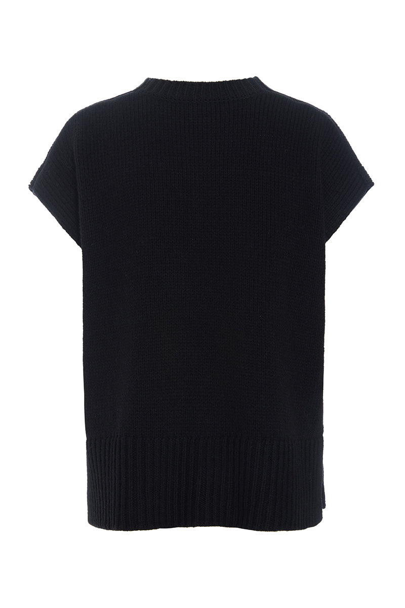 Nitto sleeveless blouse