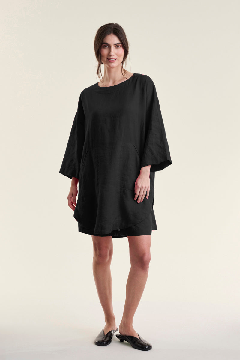 Airy linen tunic