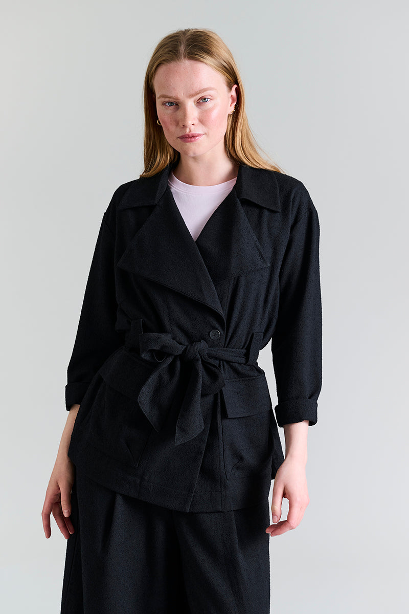 Bouclino jacket with belt