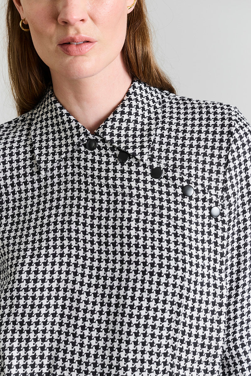 Chesu asymmetric jacket