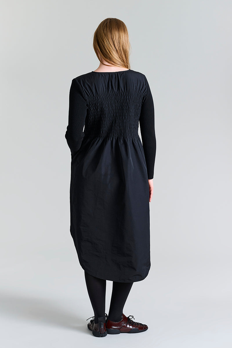 Fukkura poplin dress with smock