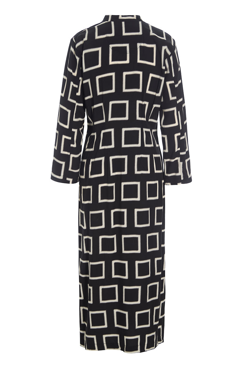 Iki dress with buttons