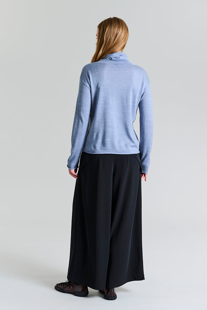 Nisu high neck blouse