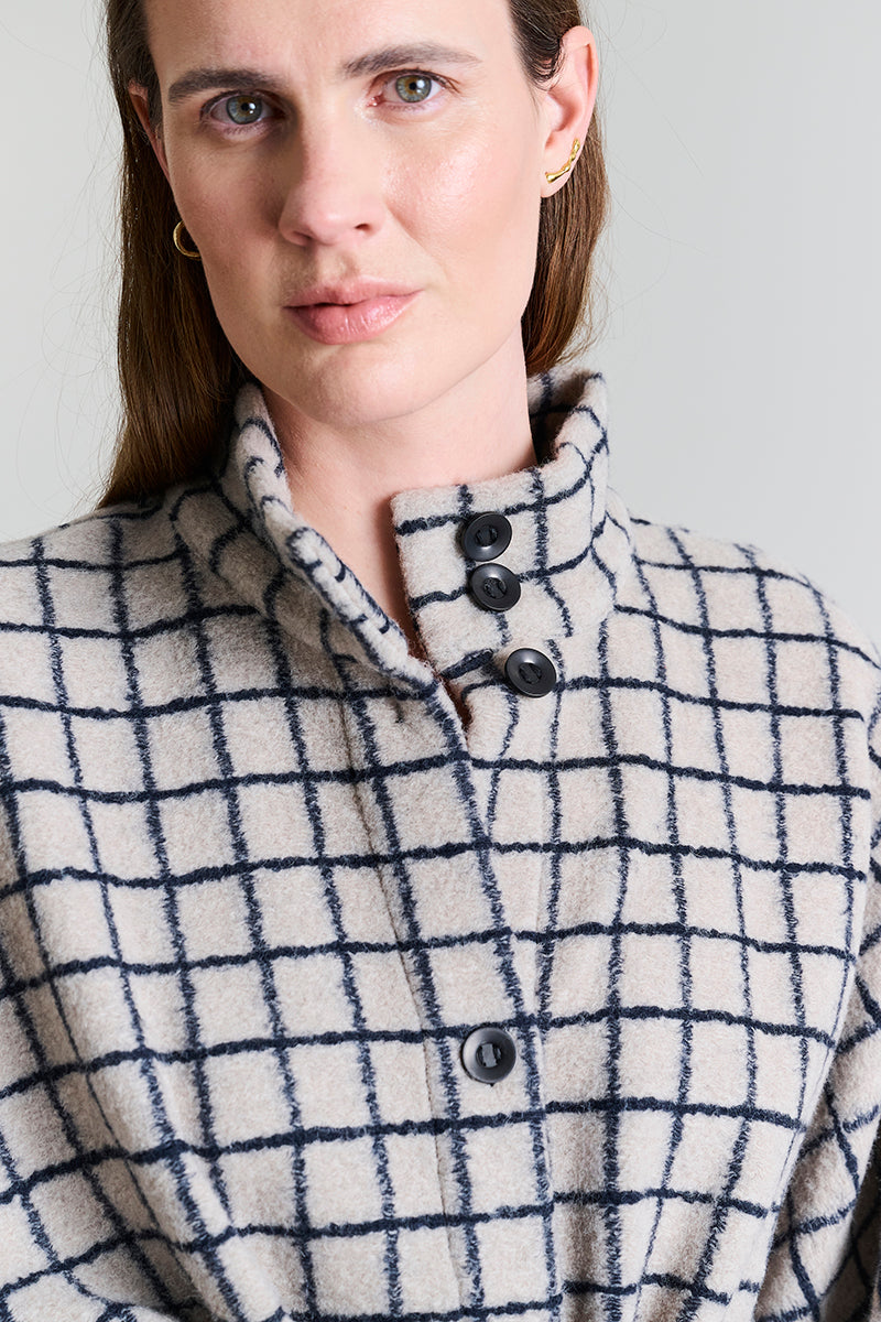 Woollen wire oversize coat