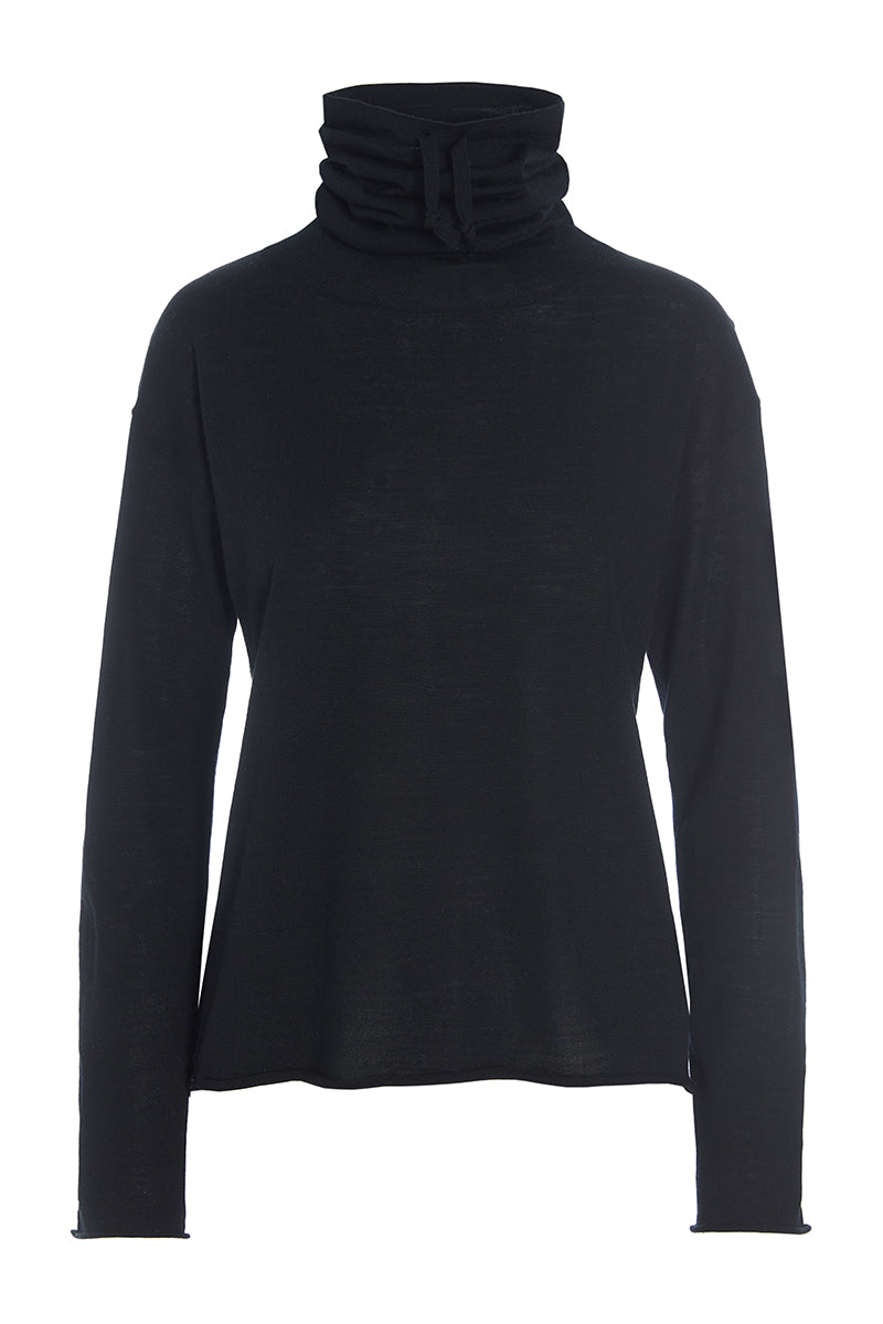 Nisu high neck blouse