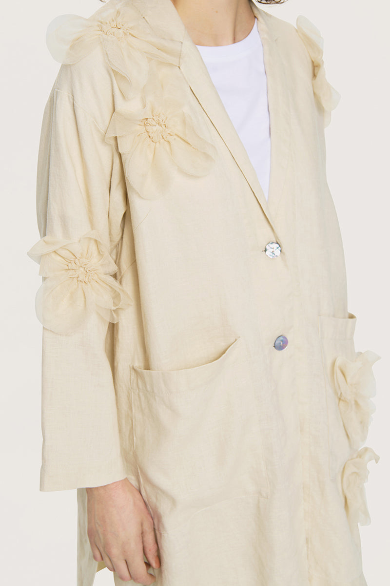 Lazy linen jacket with flowers