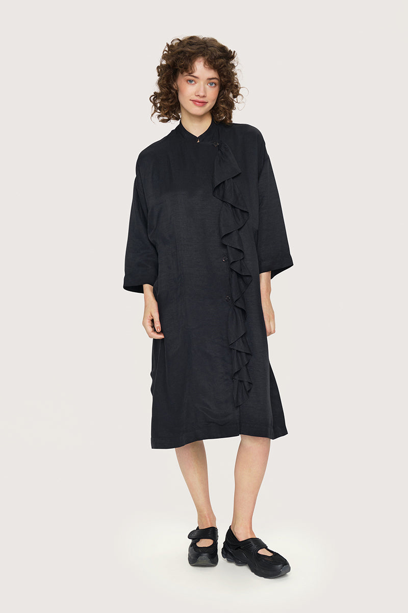 Kumamoto dress with ruffle