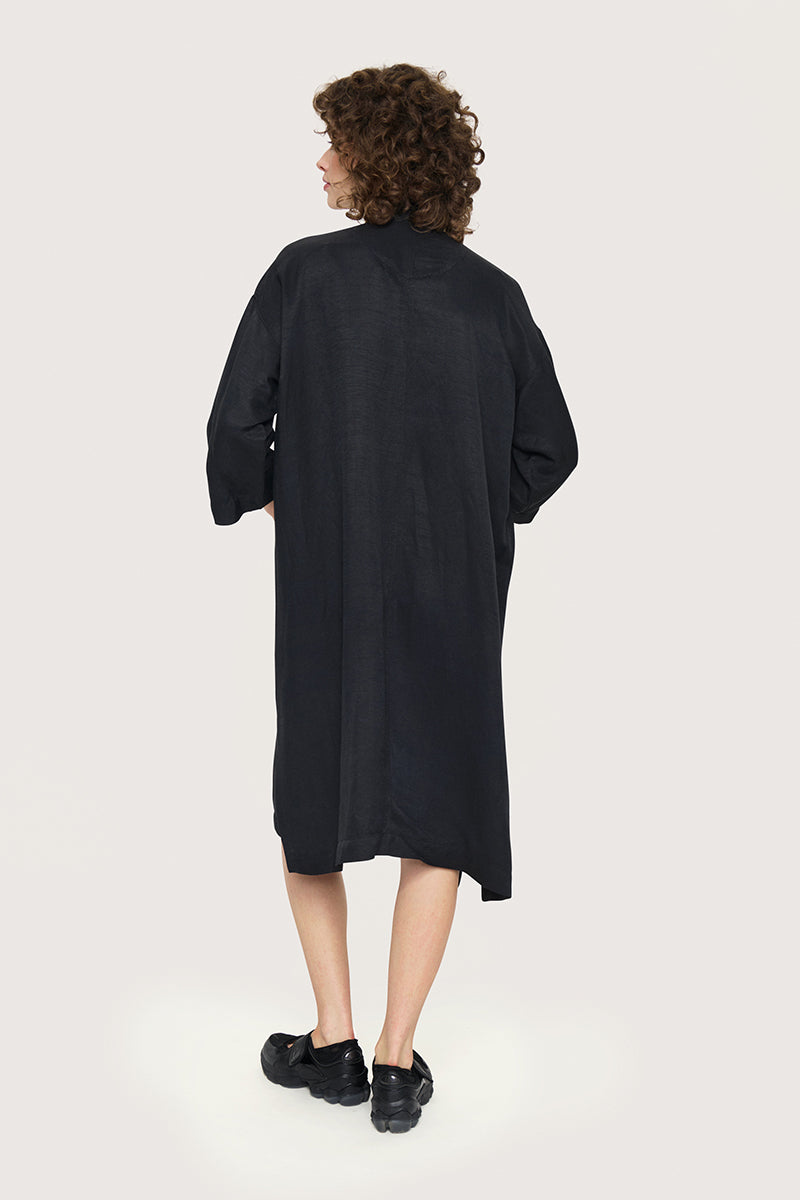 Kumamoto dress with ruffle