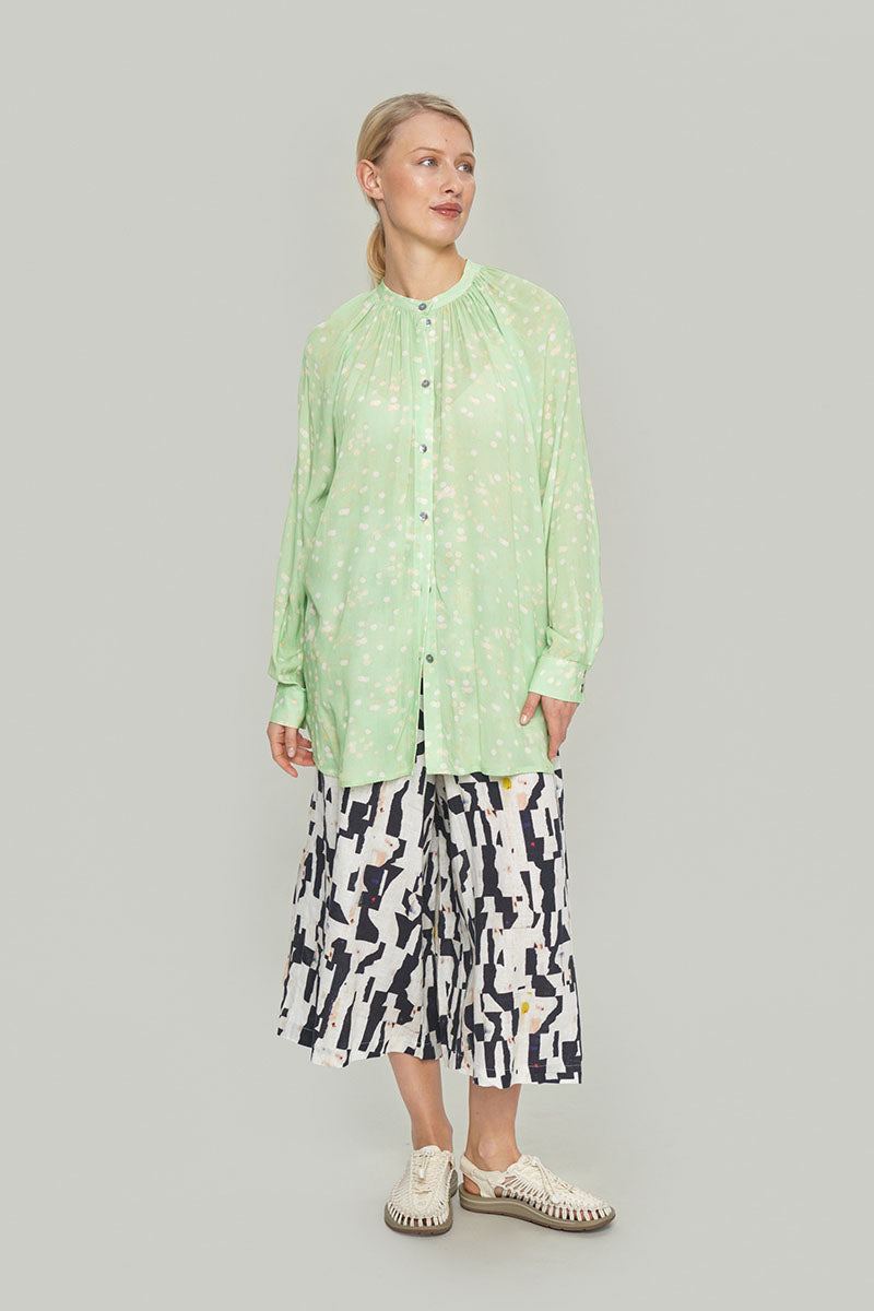 Shirt Fuwafuwa dotted lights