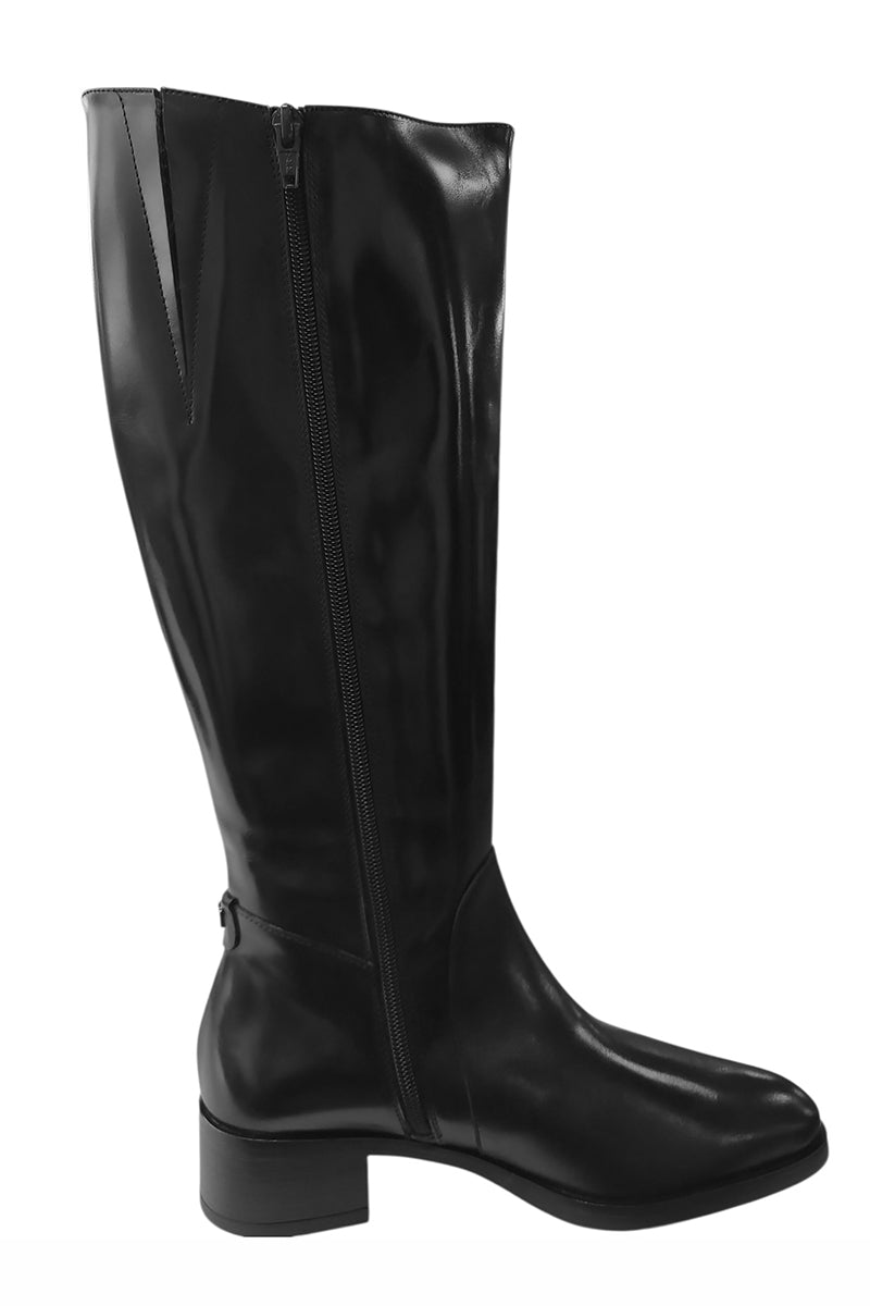 Long boots