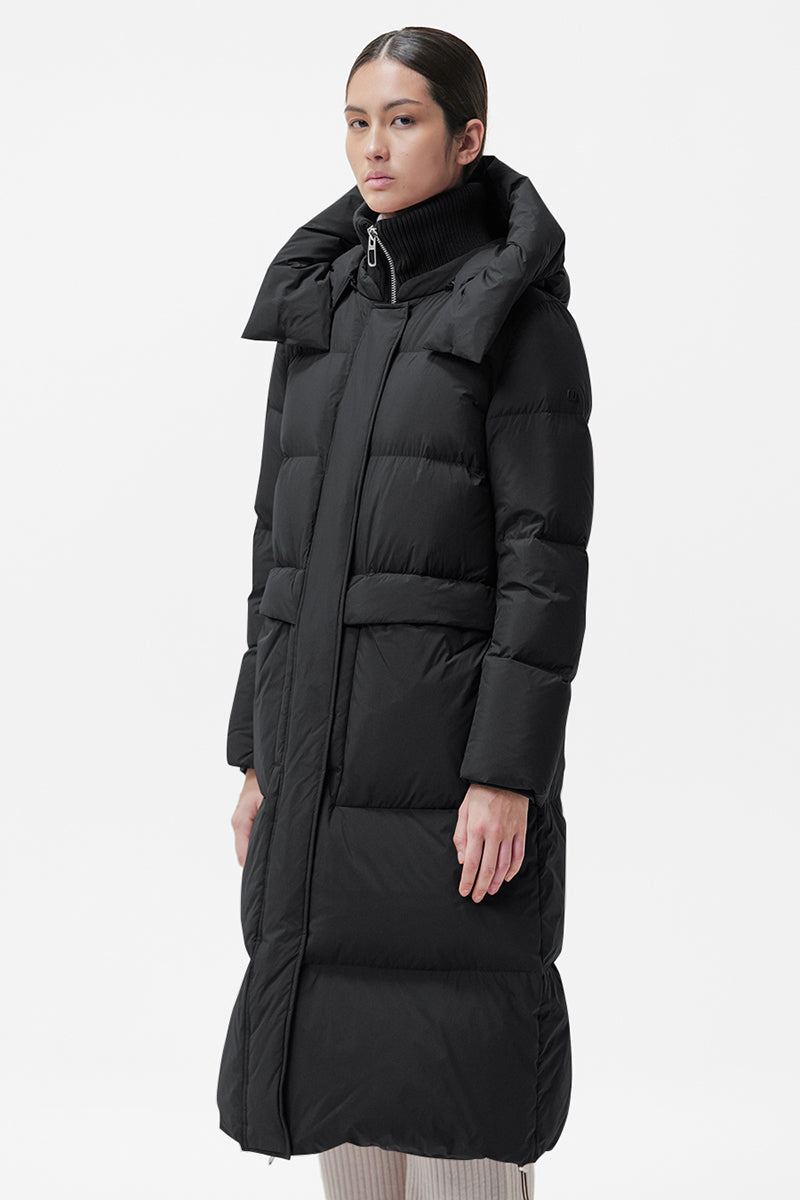 Fully Aprica down coat