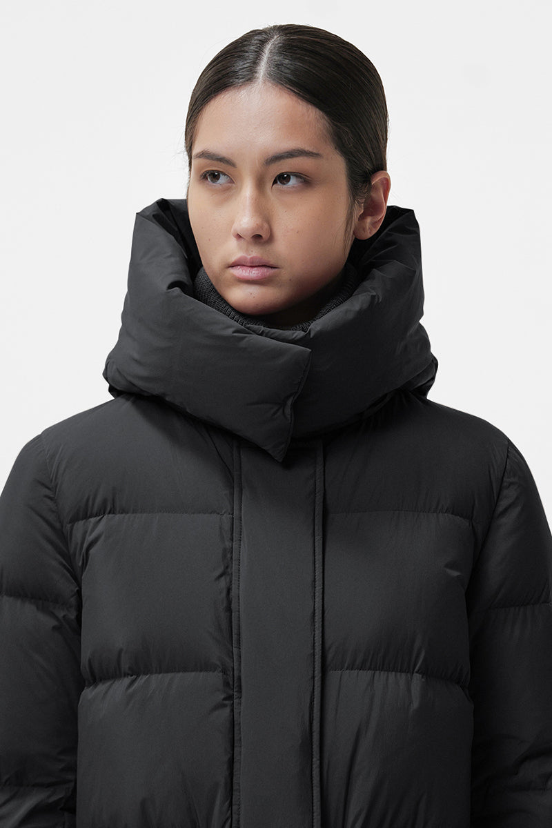 Fully Aprica down coat