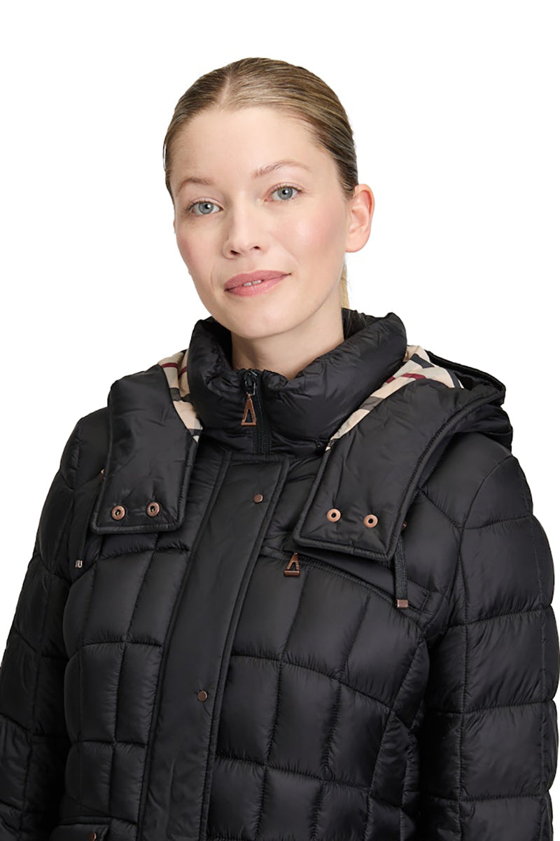 Outdoor jacket