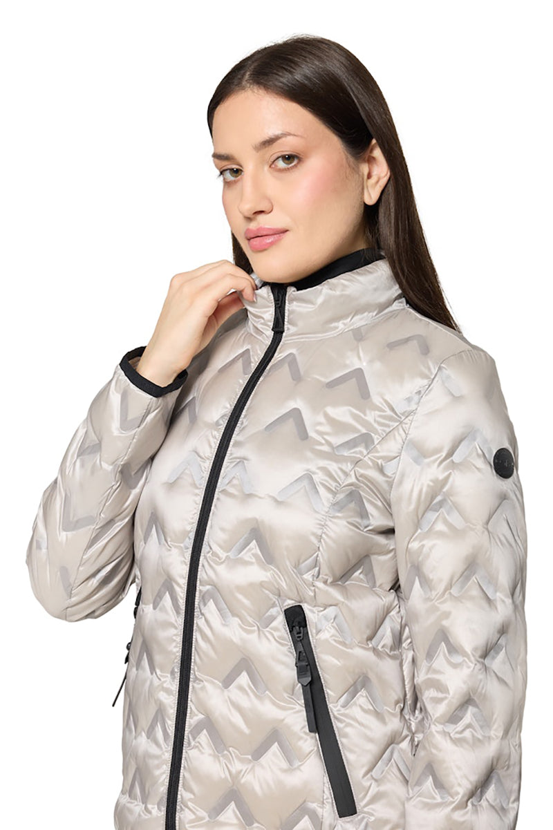 Outdoor jacket