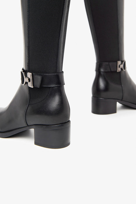 Leather and technical fabric boots