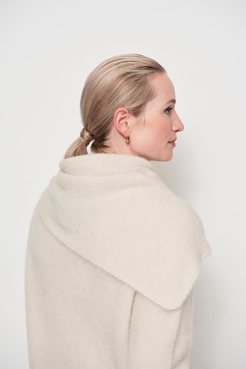 Triangle scarf