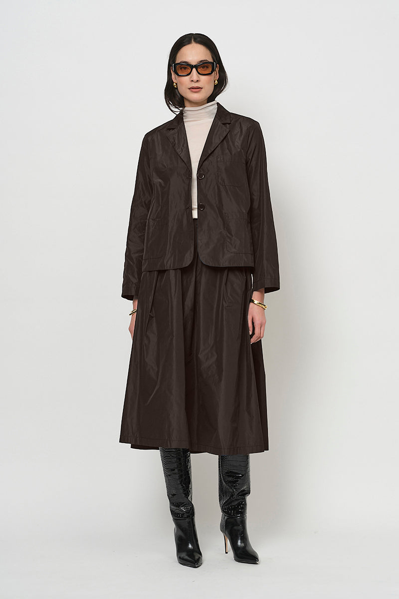 Short lapel taffeta jacket