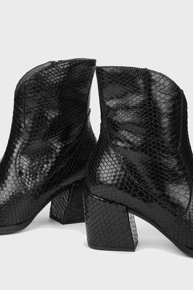 Dolmen heeled boots