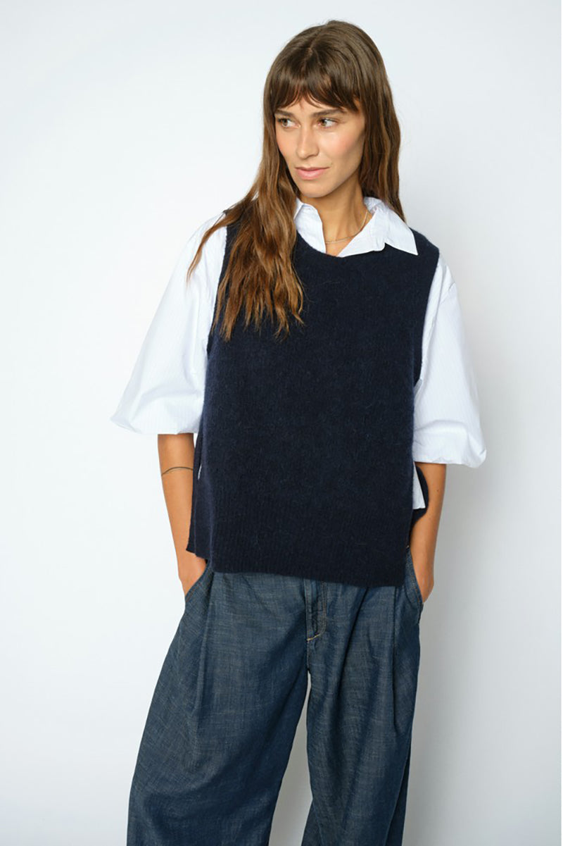 MMThora Tie Knit Vest