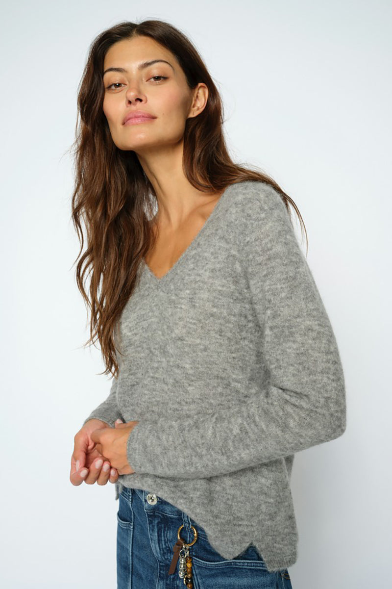 MMMape Sophia V-Neck Knit