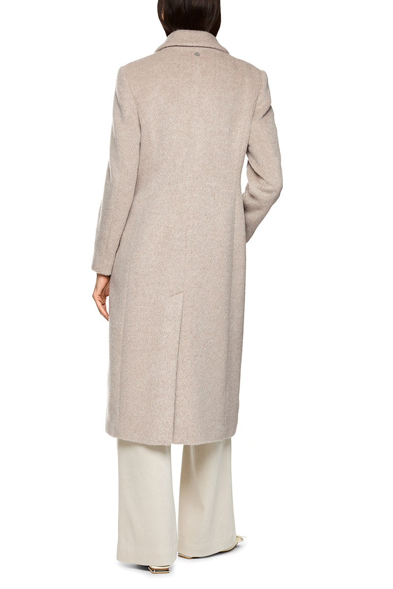 Fitted coat in alpaca wool blend