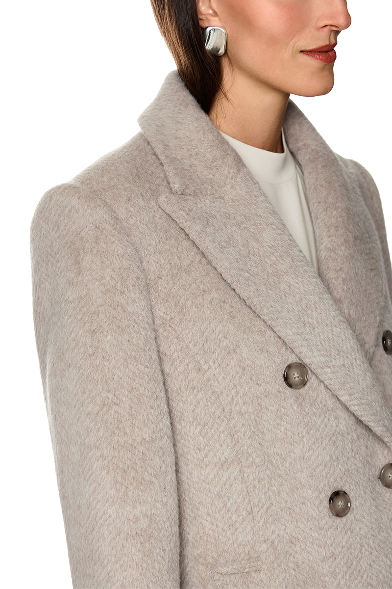 Fitted coat in alpaca wool blend