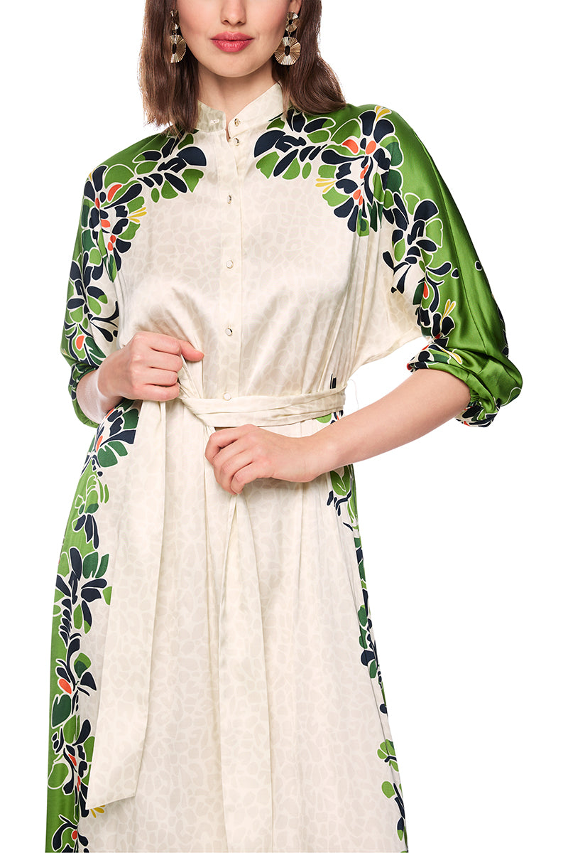 Maxi dress with stylized flowers