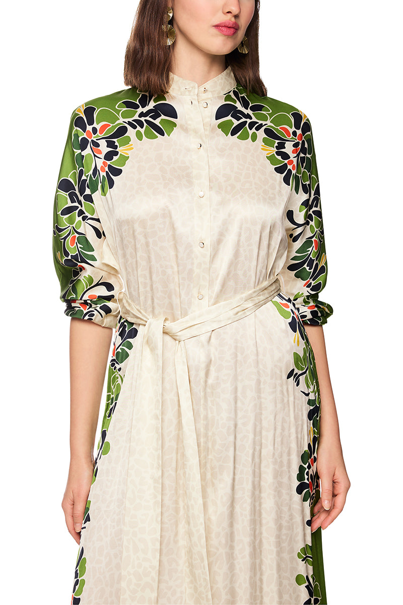 Maxi dress with stylized flowers