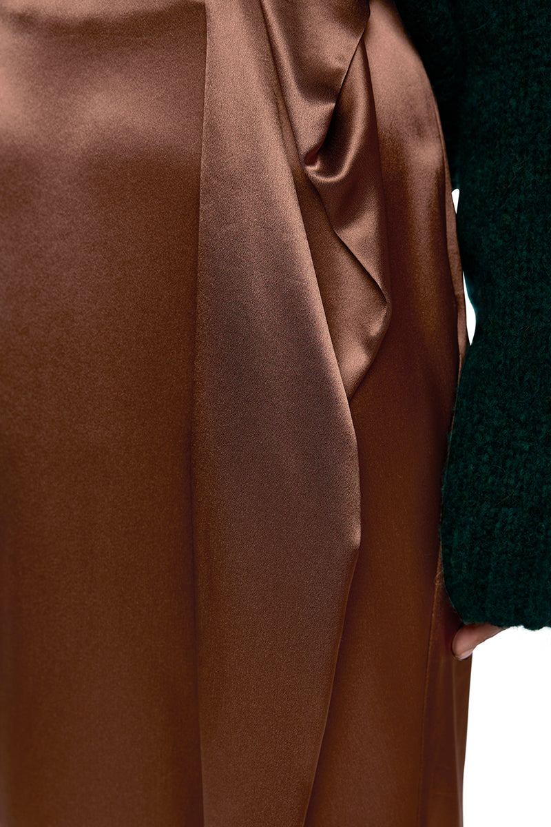 Calf-length skirt with draping