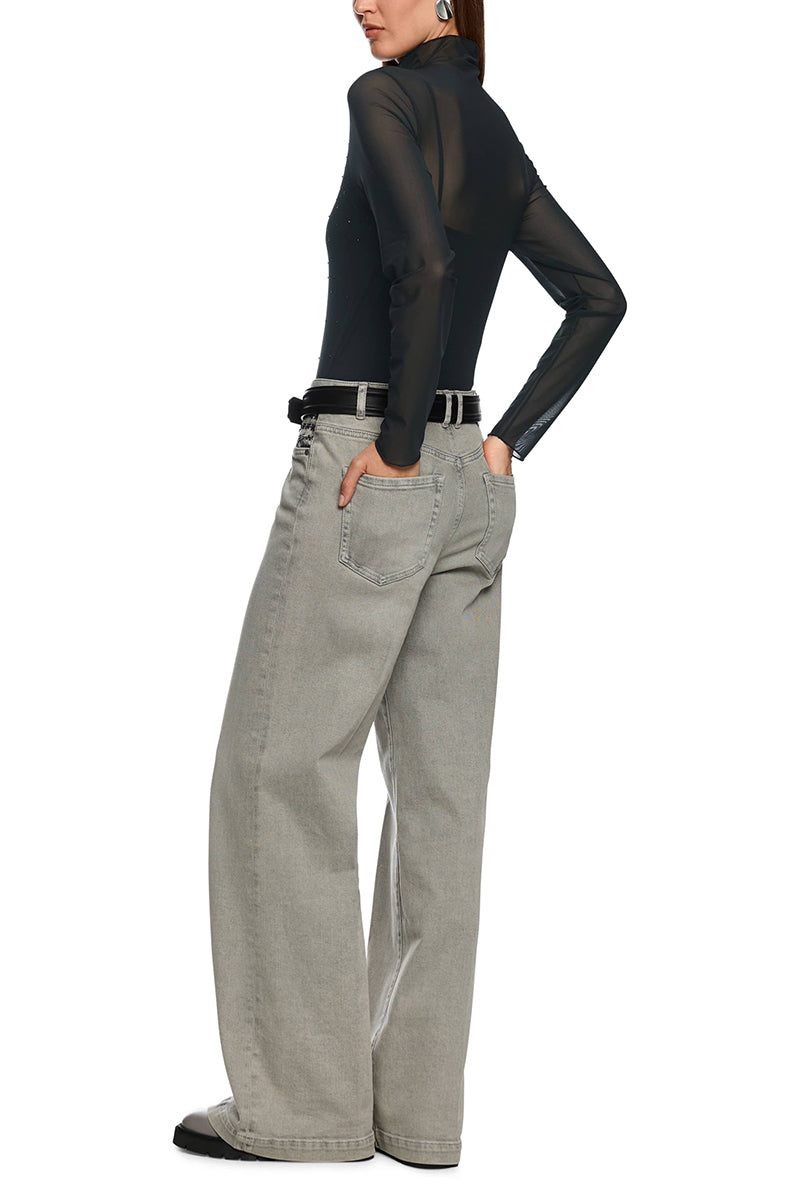 Long-sleeved mesh top with hotfix