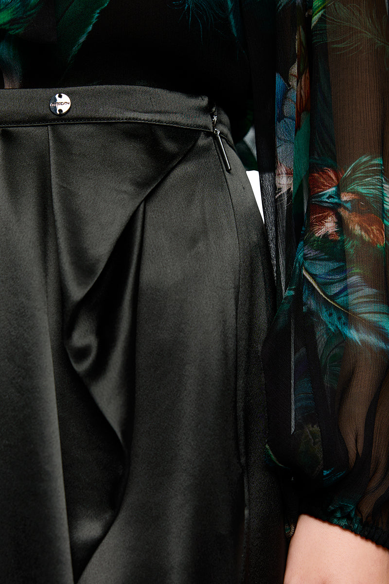 Calf-length skirt with draping