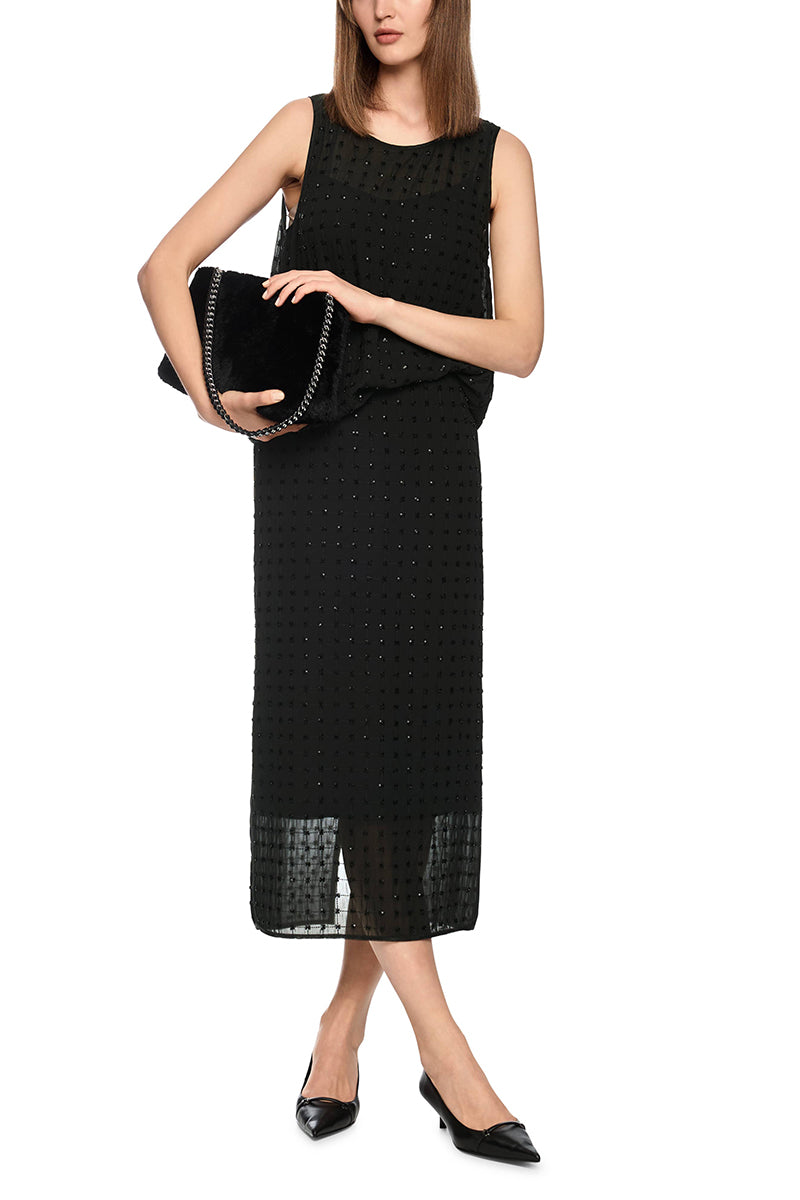 Elegant skirt with sequins