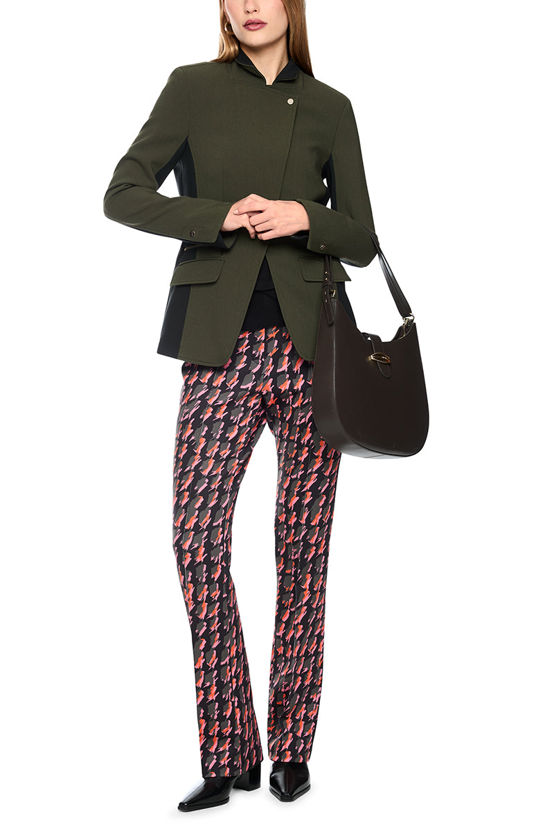 Blazer with contrasting stripes