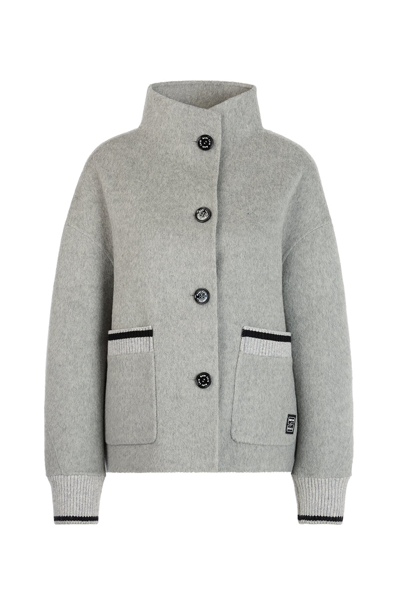 Sporty jacket with stand-up collar