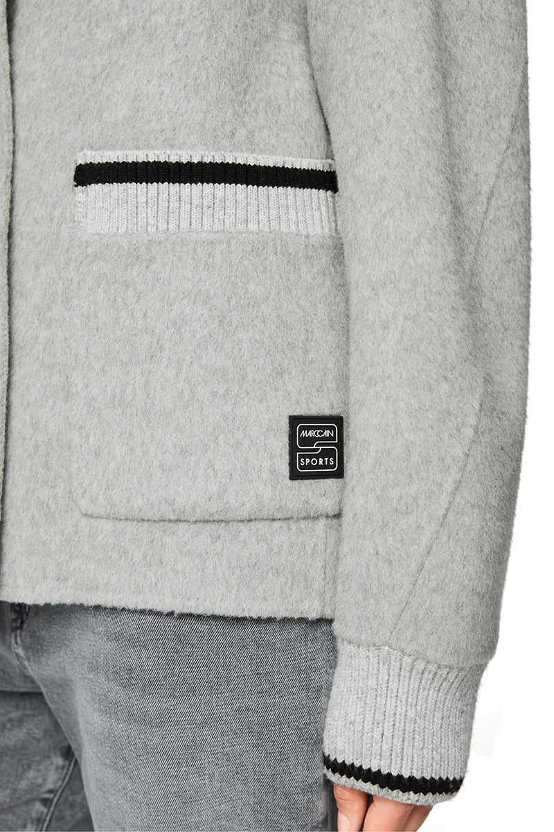 Sporty jacket with stand-up collar