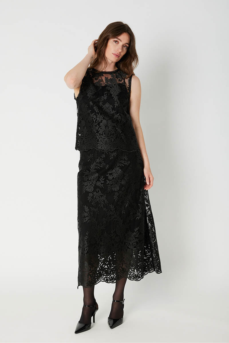 Ello lace long skirt