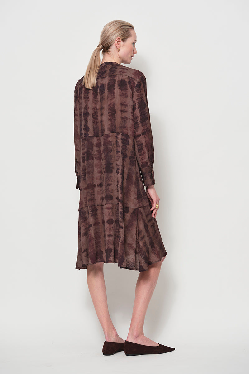 Flounce hem shirt dress