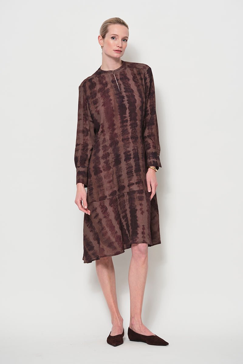Flounce hem shirt dress
