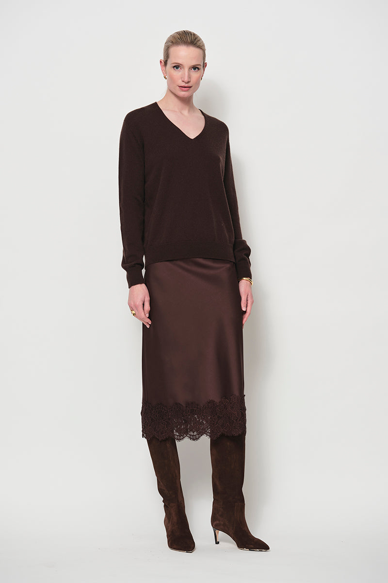Lace hem sating skirt