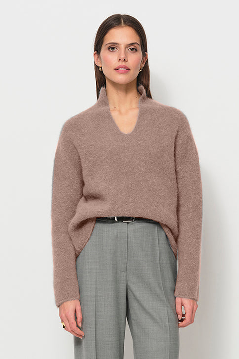 Raised V-neck cardigan