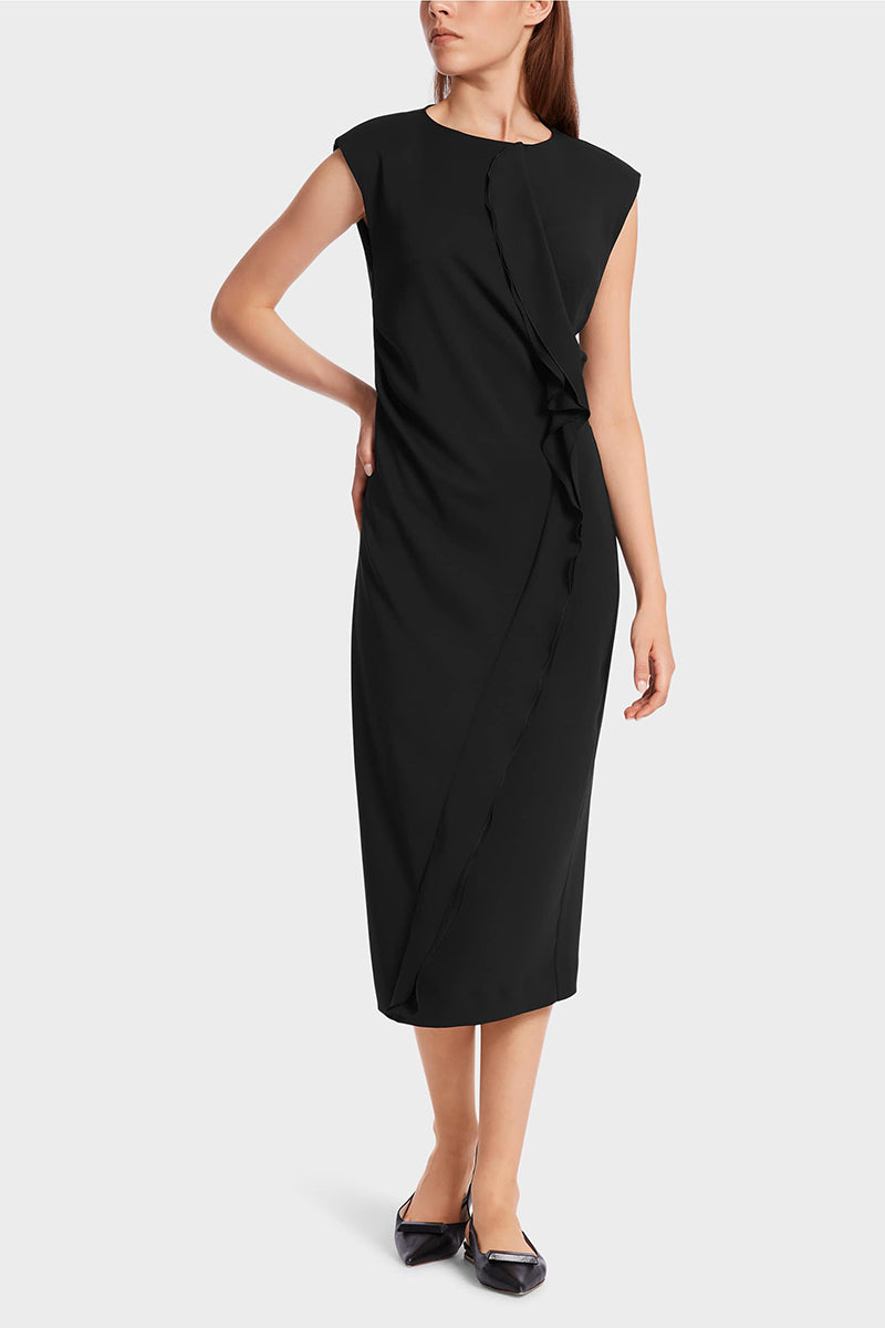 Figure-hugging dress with ruffle detail