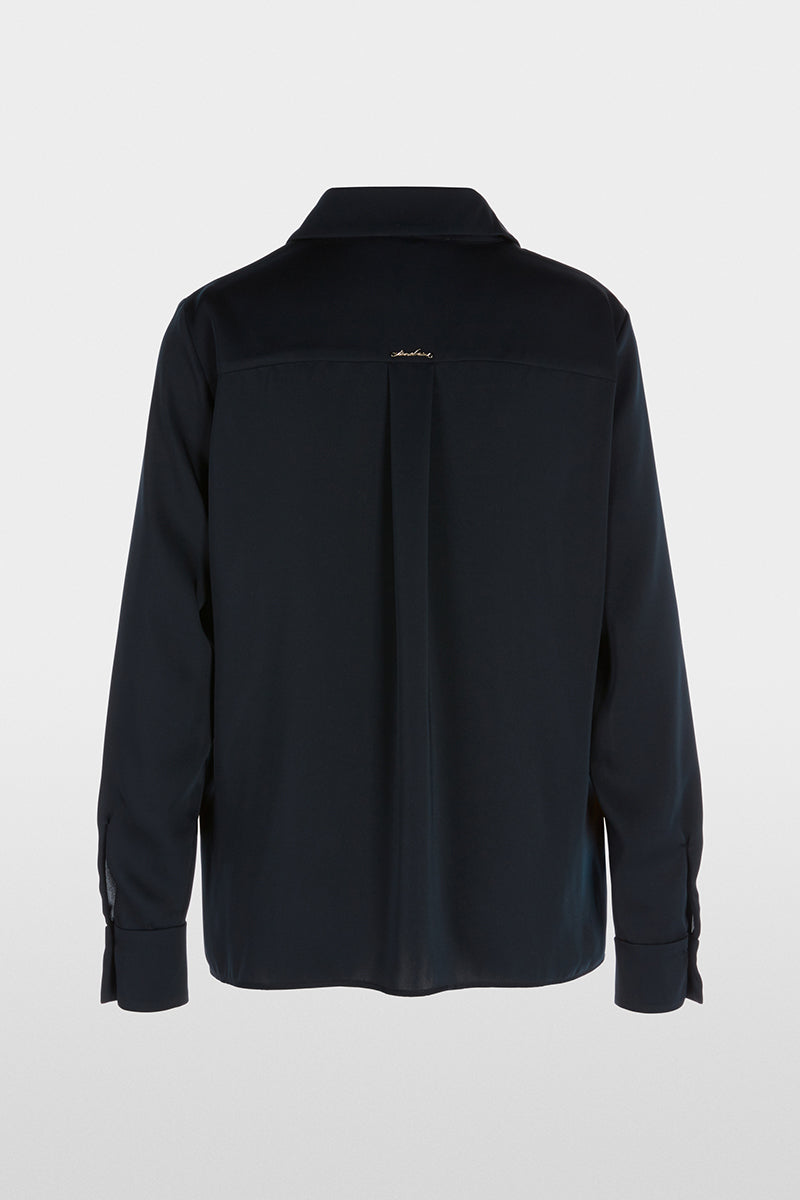 Shirt blouse with decorative buttons