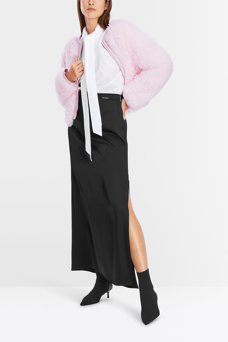 Pencil skirt with stretch