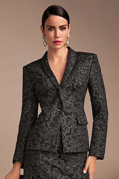 Blazer with floral pattern