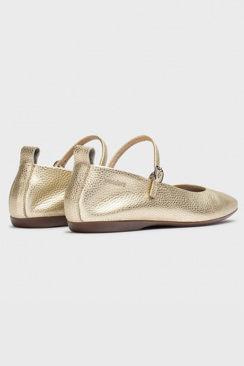 Platinum Seoul ballerina