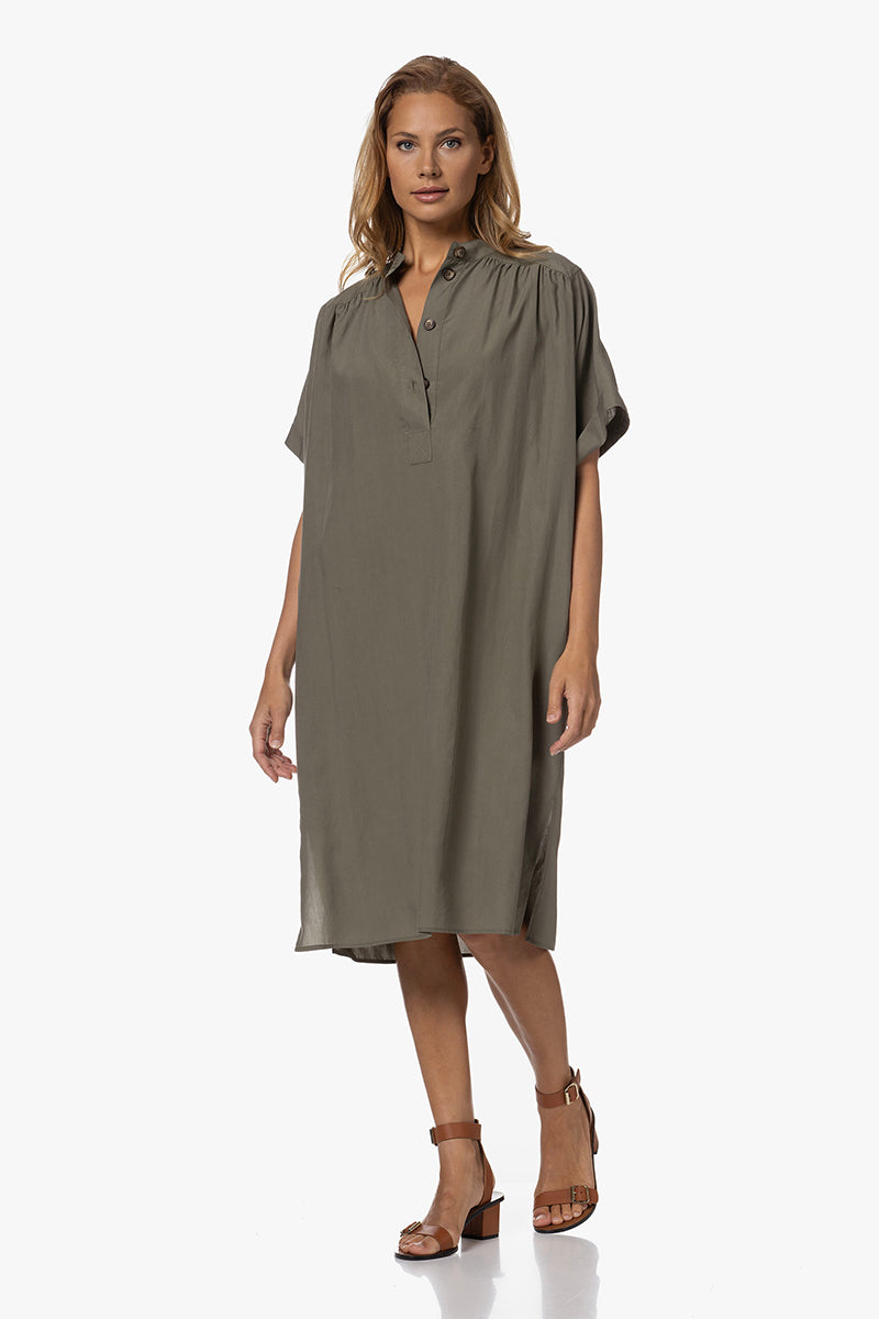Shirt dress