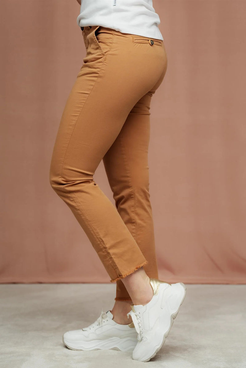MMClarissa Chino Pant