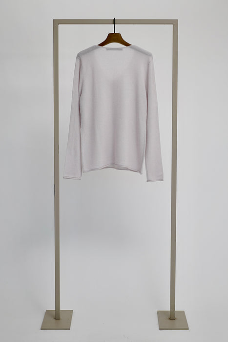 V-neck pullover