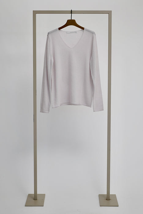 V-neck pullover