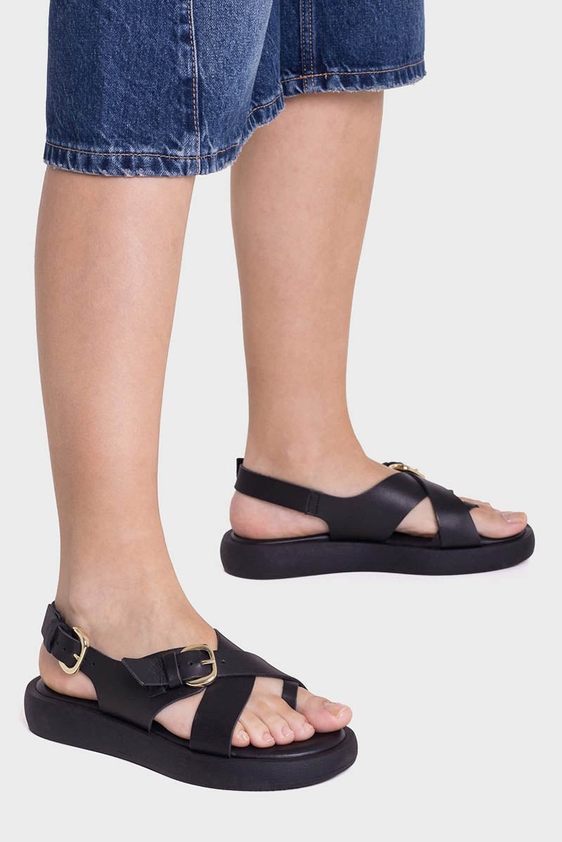 Horizon 32 sandals